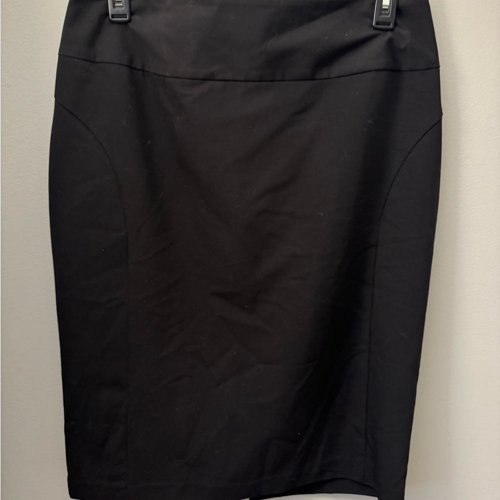 Worthington Classic Black lined Pencil Skirt